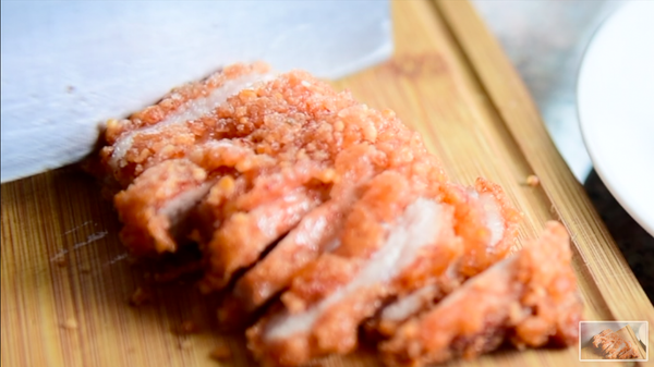 待外皮冷卻後切片 即可上桌