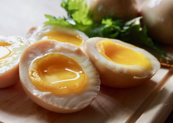 一道美味的滷水溫泉蛋已完成。