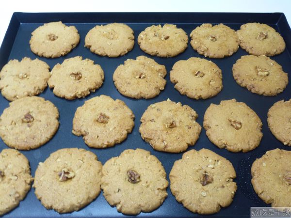 烤好的餅乾，200/180約18分鐘(焙雅客烤箱，烤盤放底層)