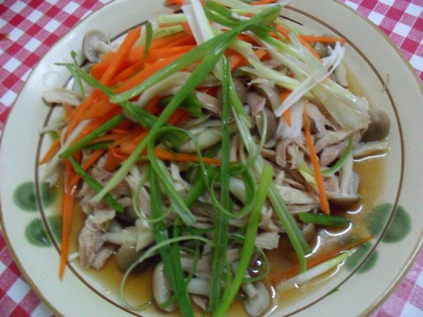 把所有的食材都放好。