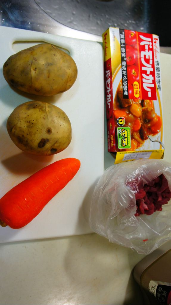 我喜歡日本口味的咖哩塊，吃裡來較濃郁香甜