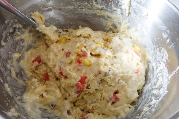 加入步驟一的混合液，拌勻