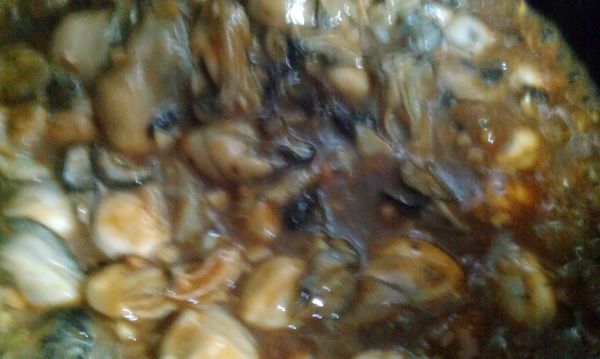 再加入調成一碗的[調味料]再試試鹹淡味道適中