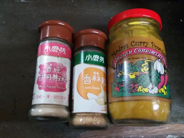 不同風味的調味粉。