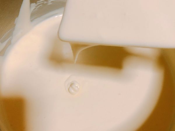 完成後的麵糊會非常滑順哦