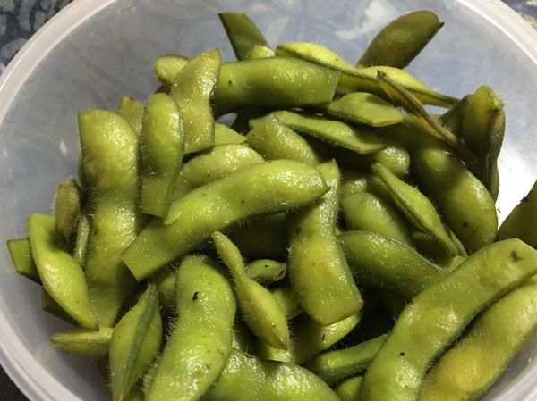 熟了後加鹽巴及胡椒，可以品嚐囉、吃不完的放入冷藏，隔天吃也很好吃