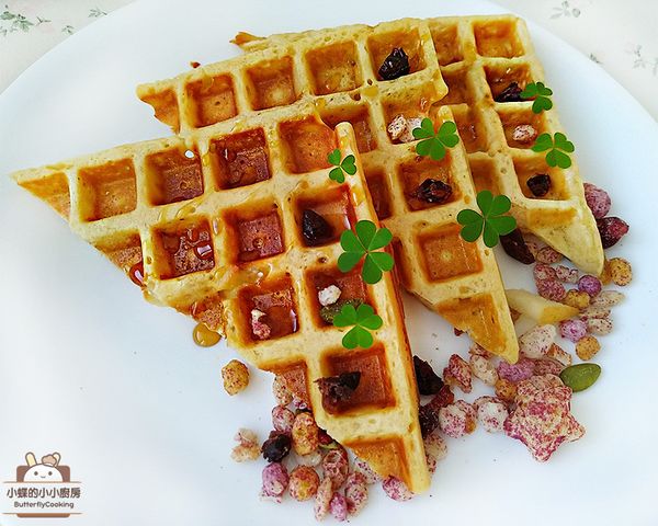 ※食譜示範使用「獅子心二合一熱壓吐司機」，
　目前團購特惠中： https://forms.gle/ArprmtUEgt7FWTDZA
　熱壓機抽獎活動、更多熱壓/鬆餅食譜請見開箱文： https://asd77723.pixnet.net/blog/post/47150096