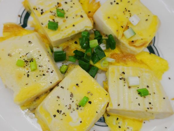 加上蔥花和胡椒粉