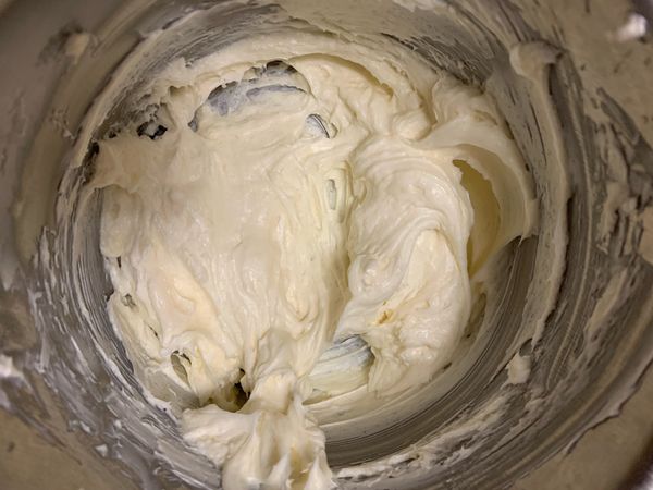 攪拌至軟化沒有砂糖顆粒的感覺