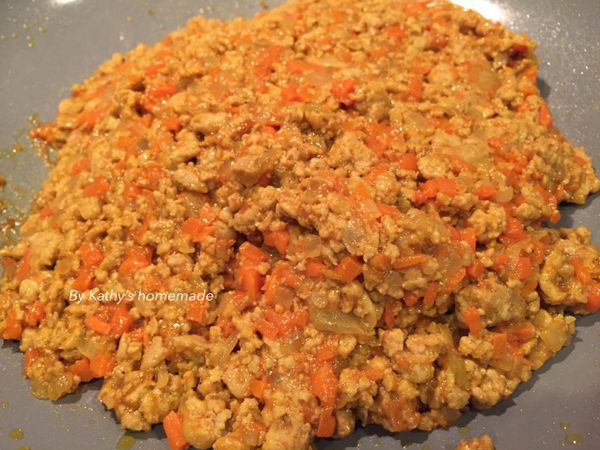 咖喱肉醬冰箱冷藏隔日使用。