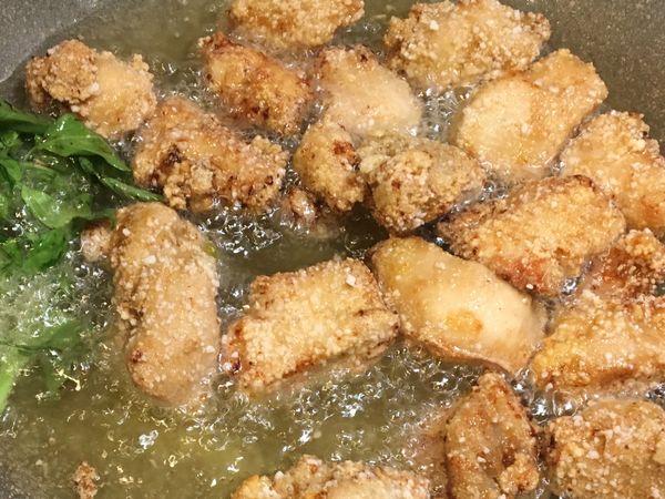 炸到金黃色撈起瀝乾油分即可😋