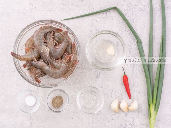 氣炸蒜香椒鹽鹹酥蝦的所有食材