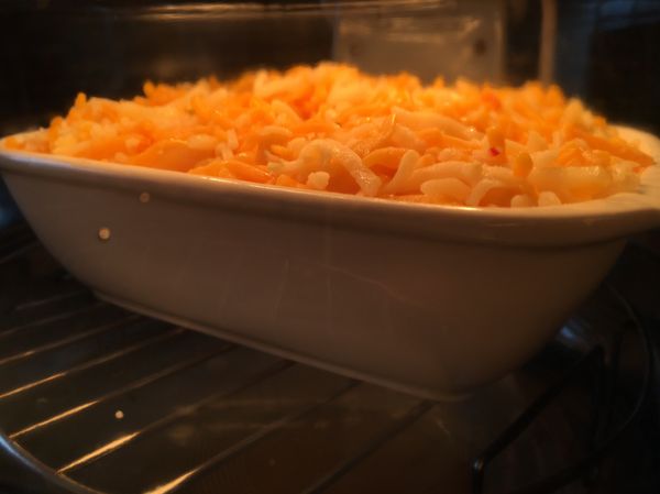 放進烤箱以攝氏220 度烤6 分鐘。