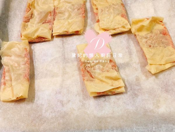 包好，封口處一點點水幫助黏合，太多會破爛。