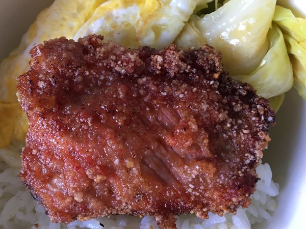 紅麴松阪豬鮮嫩多汁，好吃😋～