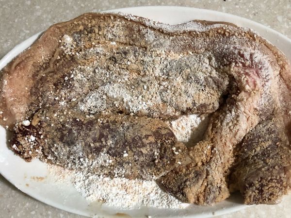 沾地瓜粉，靜置反潮