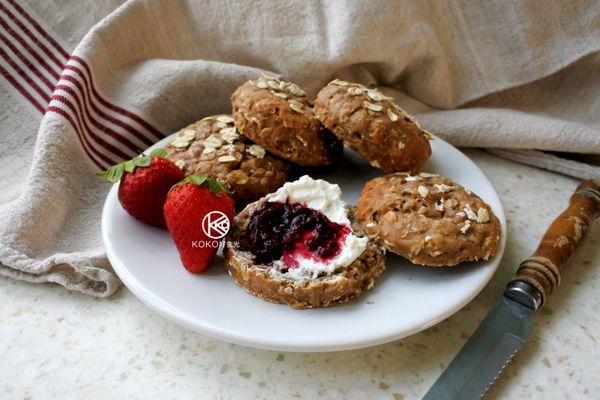 建議趁熱吃口感比較好，另可額外搭配任何配料或抹醬，如奶油乳酪、果醬等，就看你創意囉👌