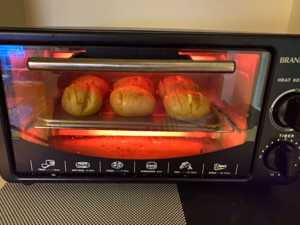 我是小烤箱，所以第一次烤30分鐘，再加奶油和些許乳酪絲，接著烤15分鐘，最後可以加點胡椒提味