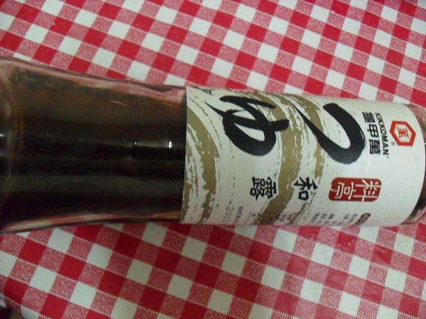 龜甲萬料亭和露鰹魚備用。