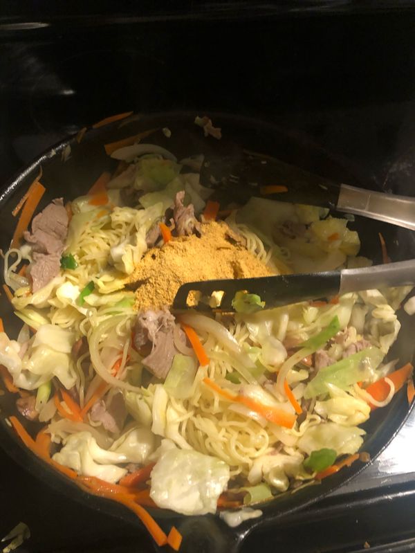 加入咖哩粉 跟醬油