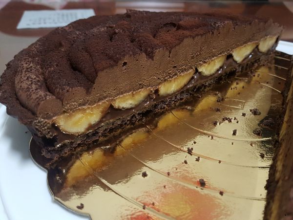 10吋淺派盤剖面照。