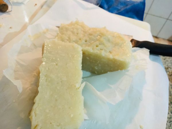 電鍋蒸的，放涼一晚的成品。