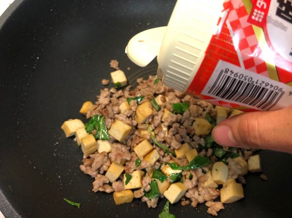 加入九層塔和日本胡椒鹽