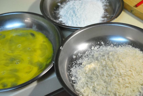 準備外皮的食材.