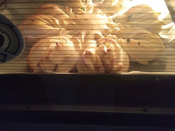 烤箱預熱205度，放入烤箱烤205度40-50分鐘