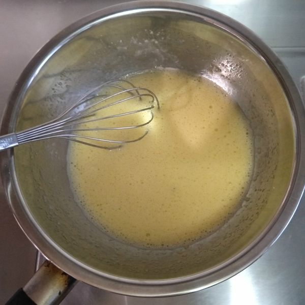 以上都攪拌均勻就能直接隔水加熱