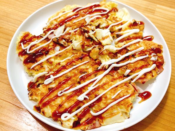 淋上美乃滋跟大阪燒醬