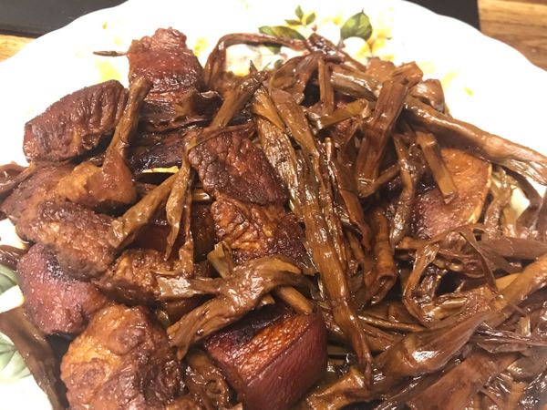 中間要查看水是否乾掉，可再加一點，糖的份量很少，所以我的生酮飲食也能夠維持。