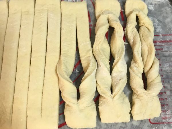 上下各轉一圈；