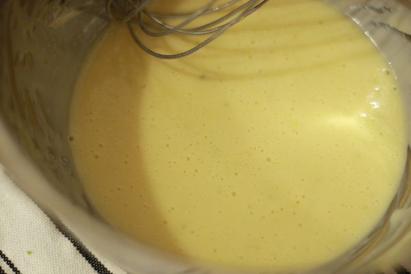 攪拌均勻至無粉末