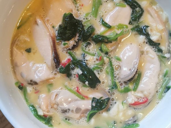 把所有东西混合一起，加酱油调味