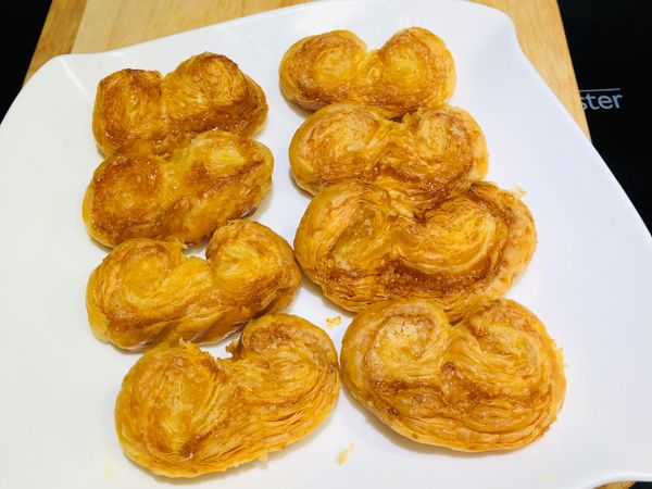 取出就是超好吃的蝴蝶酥❤️