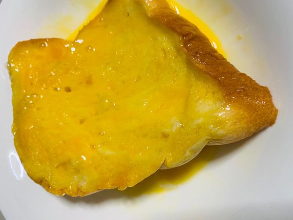 吐司兩面沾蛋液