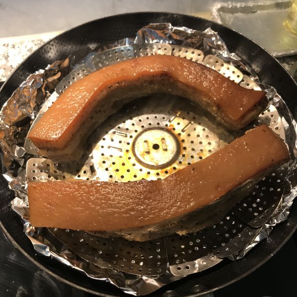 開蓋後即可切片食用，