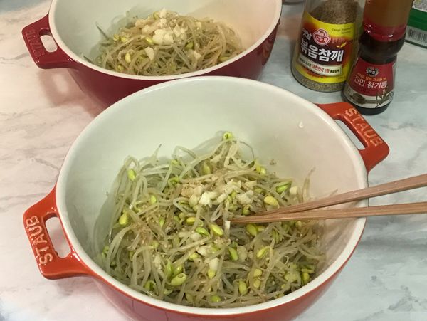 加入調味料拌勻即可！可自己邊拌邊試味道，再酌量增減調味。