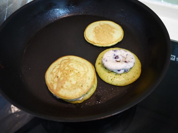 也可二片夾紅豆卡士達餡料