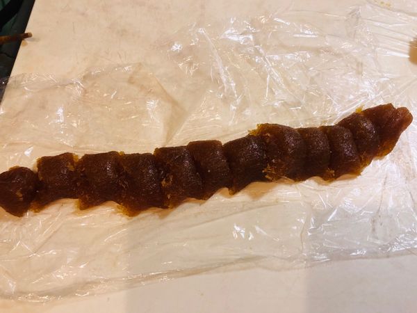 餅皮每個約21g，搓成圓
餡料每個12g邊，搓成圓