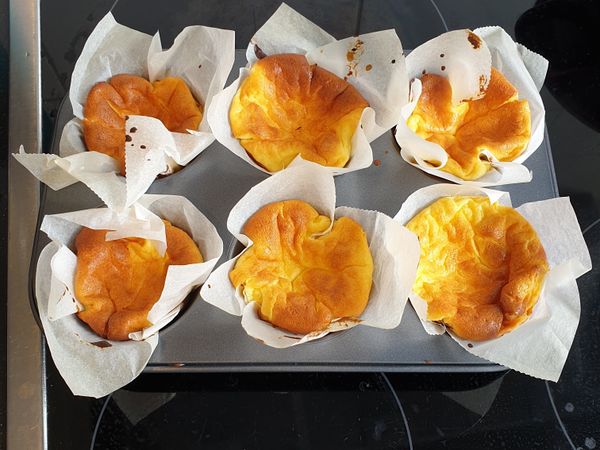 烤箱預熱180度10分鐘
烤180度30分鐘

放涼後放置冰箱5~8小時即可食用