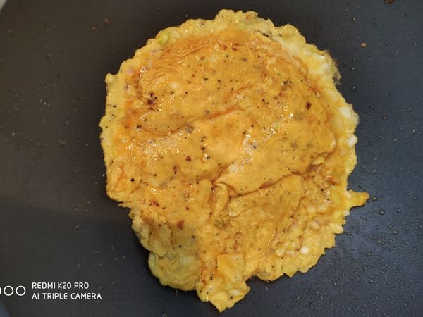 第二面適當的煎至熟呈金黃色就代表煎好了