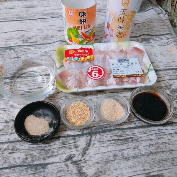 準備好所需要的食材。