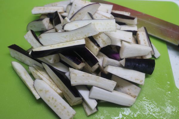 茄子切粗絲
