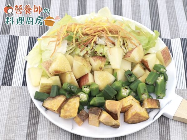 最後淋上適量的橄欖油及紅酒醋