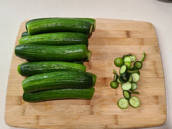 小黃瓜去頭尾