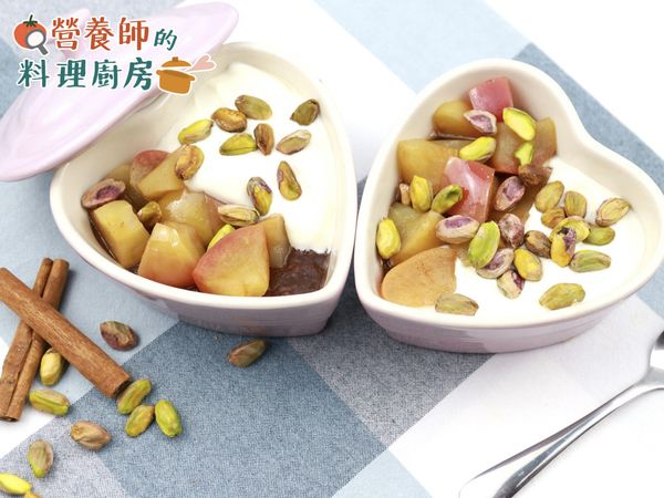 香甜又健康的蘋果肉桂可可燕麥粥完成囉！