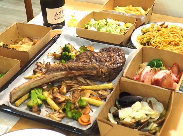 戰斧當主餐的樣子