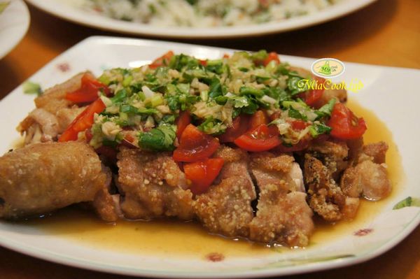 淋上以【李錦記舊庄特級蠔油】特調的醬料即可。